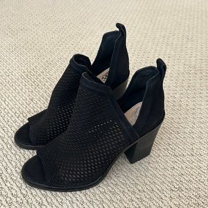 Vince Camuto Katnina Womens Sz 7.5 Black Nubuck Leather Bootie Sandal Shootie